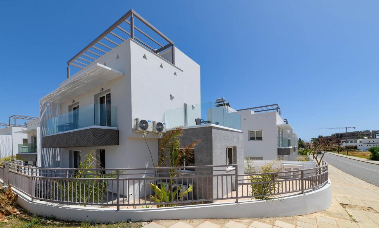 Nissini Villa #4 아이아 나파 외부 사진